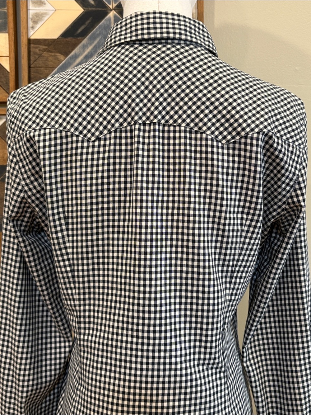 Ralph Lauren Black and White Gingham Button-Down Shirt - Picture 9 of 15